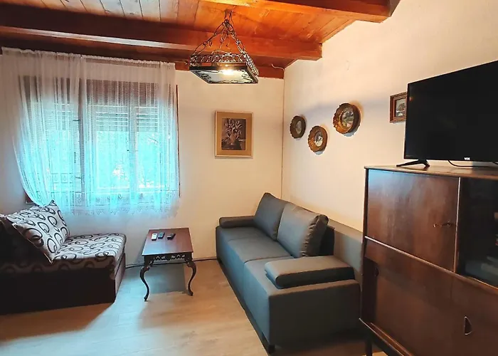 Varljivo Leto, Fruska Gora *